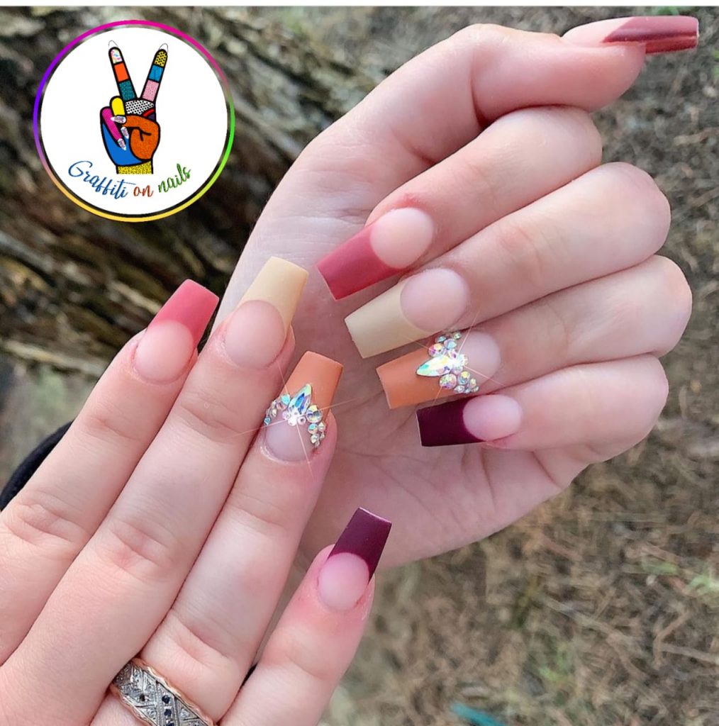 NAIL EXTENSIONS#GEL POLISH #NAIL ART#gelnails #acrylicnails #glitternails  #ombre @ Sii BELLO BOOK UR APPOINTMENT AND GET AMAZING OFFERS... | Instagram